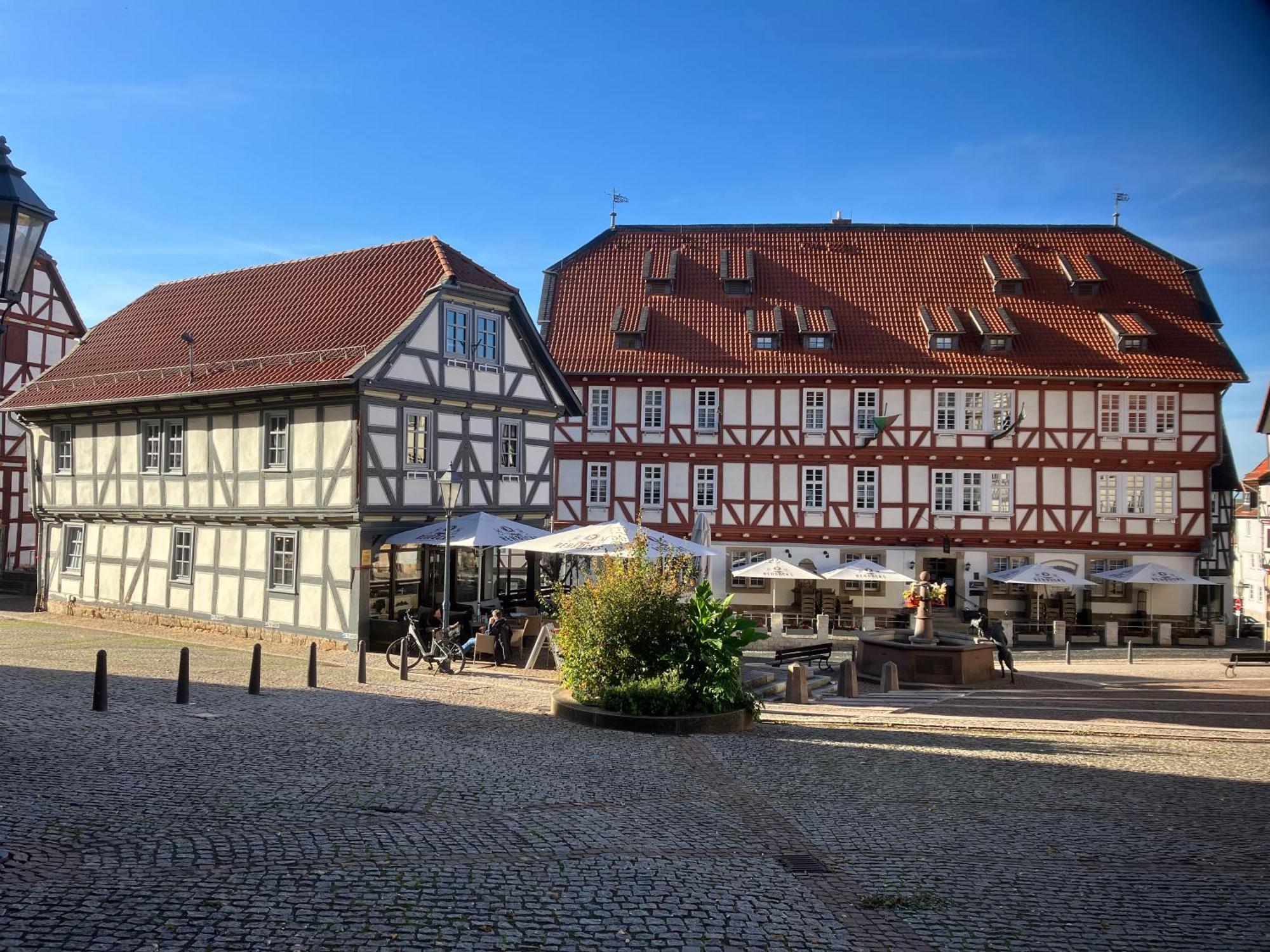 Altes Rathaus Hotel-Restaurant-Cafe 沃尔夫根 外观 照片