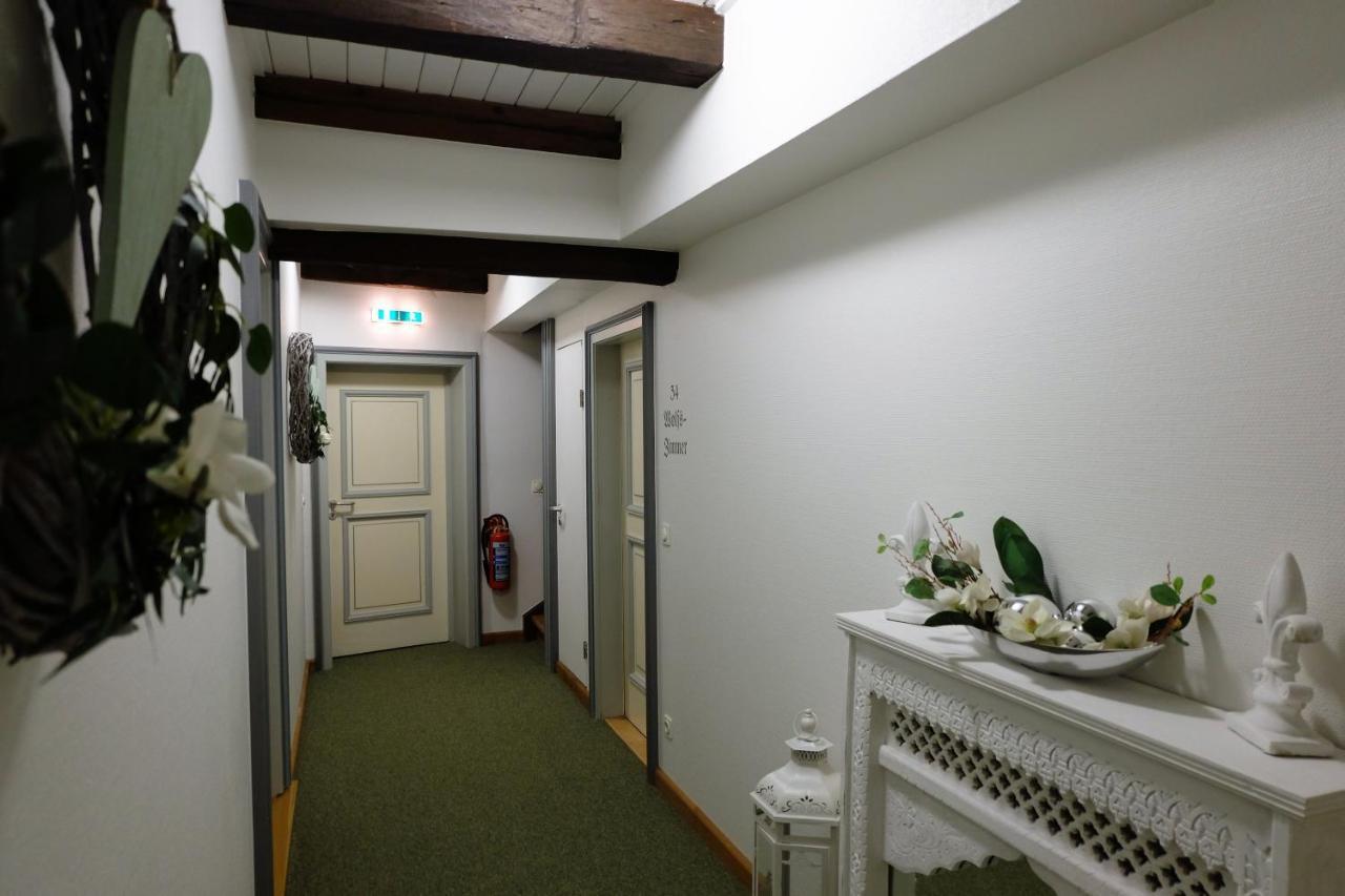 Altes Rathaus Hotel-Restaurant-Cafe 沃尔夫根 外观 照片